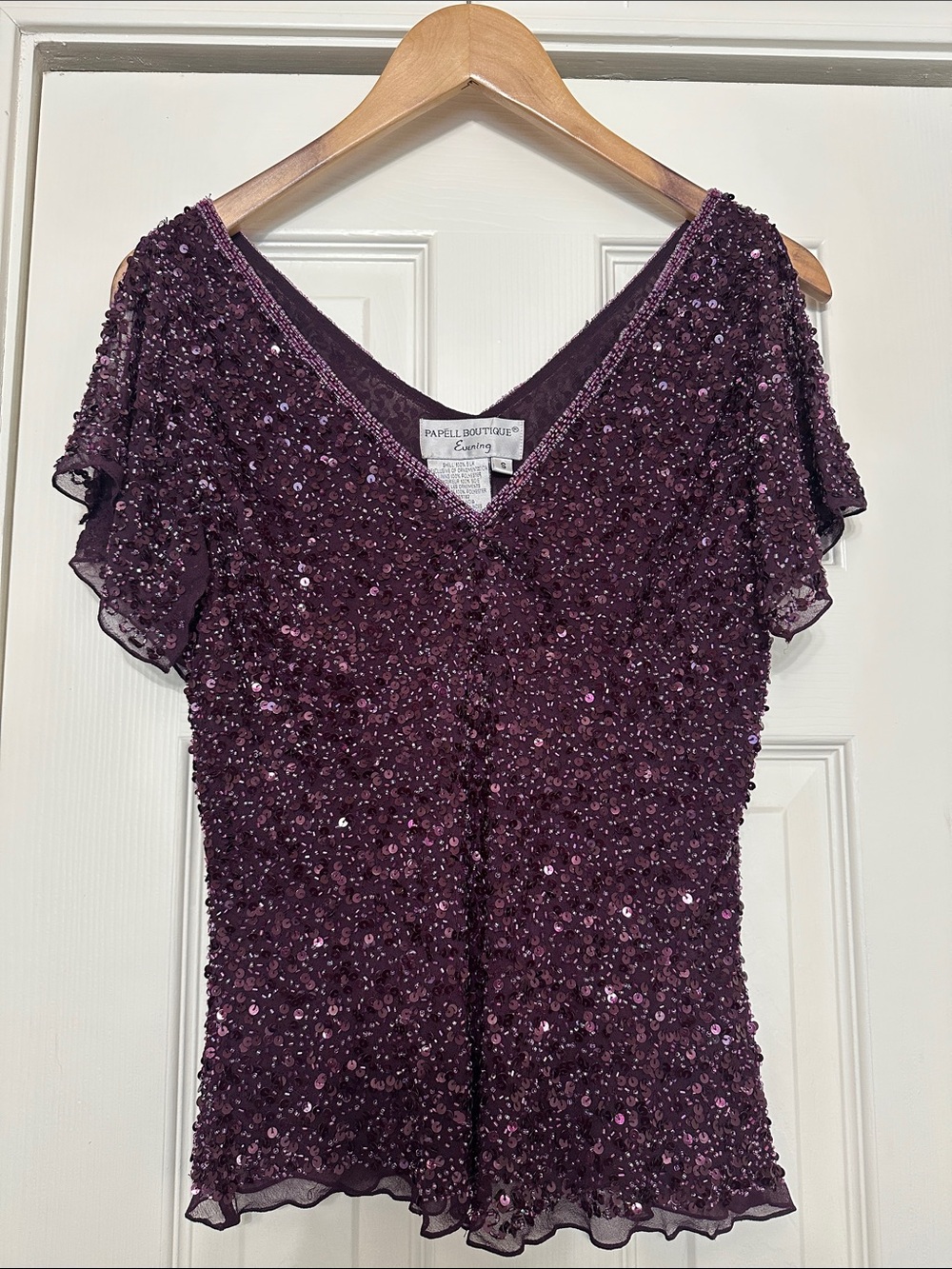 Papell Boutique Plum Purple 100% Silk Sequin V-Neck split sleeve Top